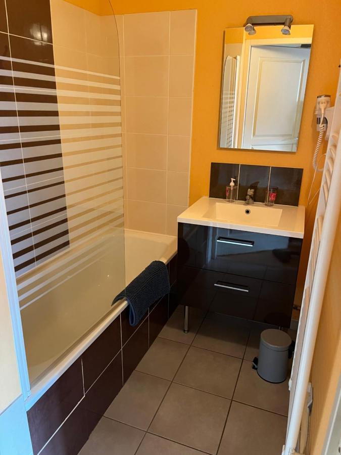 Appartement Joli Avec Terrasse *