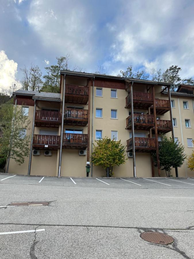 Appartement Joli Avec Terrasse *